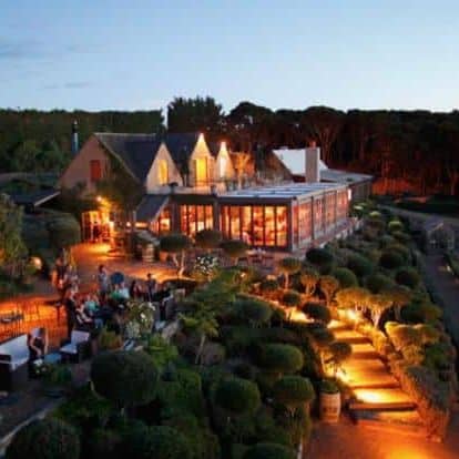 Hoteles temáticos de vino en Waiheke Island - Mudbrick Cottages