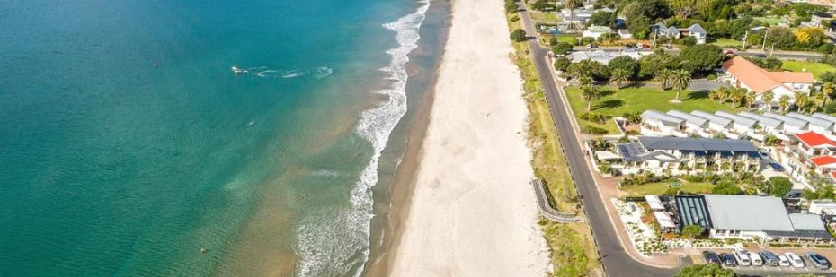 La playa de Onetangi es la más larga de la isla