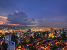 Le migliori zone dove alloggiare a Medellín per la vita notturna