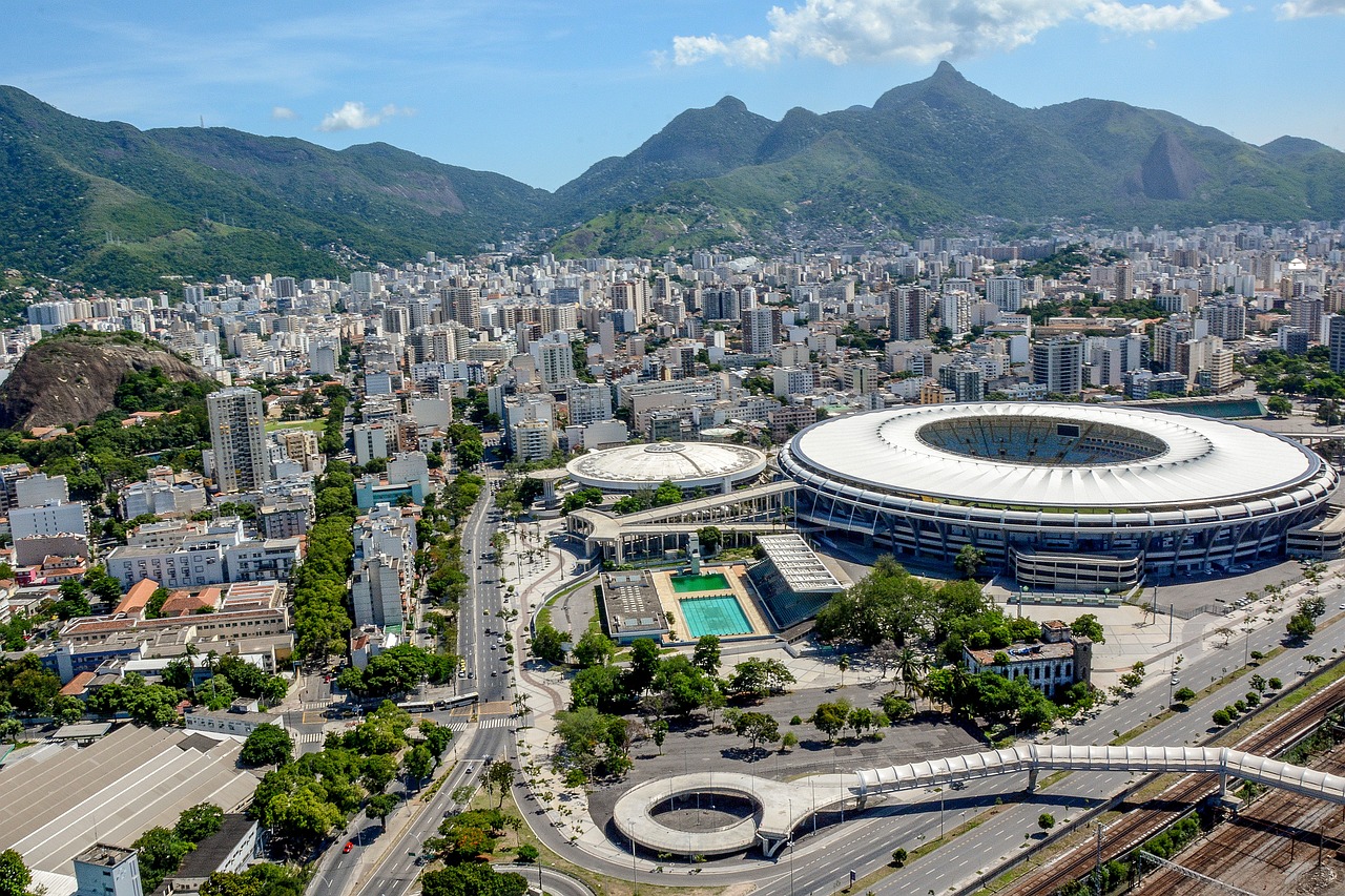 Maracanã offre comodità e facile accesso allo stadio leggendario.