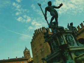 Fuente de Neptuno - Bologna, Italia