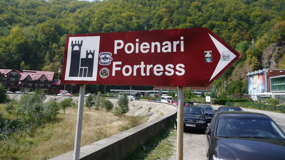 Camino al castillo de Poienari