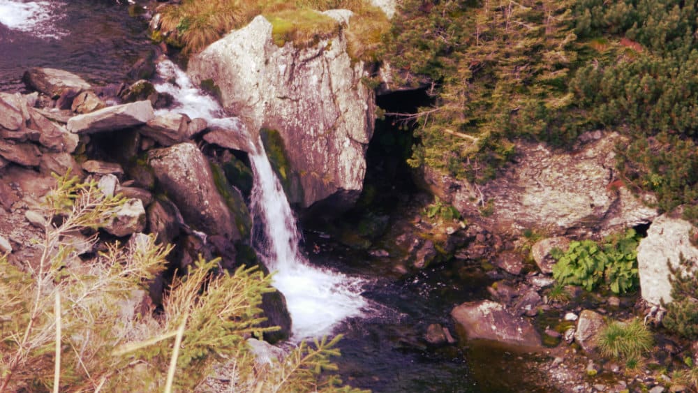 Cascada en la Transfagarasan