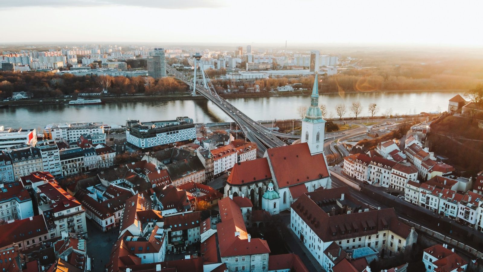 Dónde dormir en Bratislava: Mejores zonas y hoteles