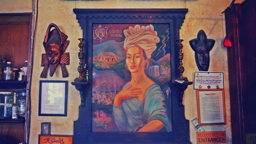 Cuadro de Marie Laveau en el Historic Voodoo Museum de Nueva Orleans