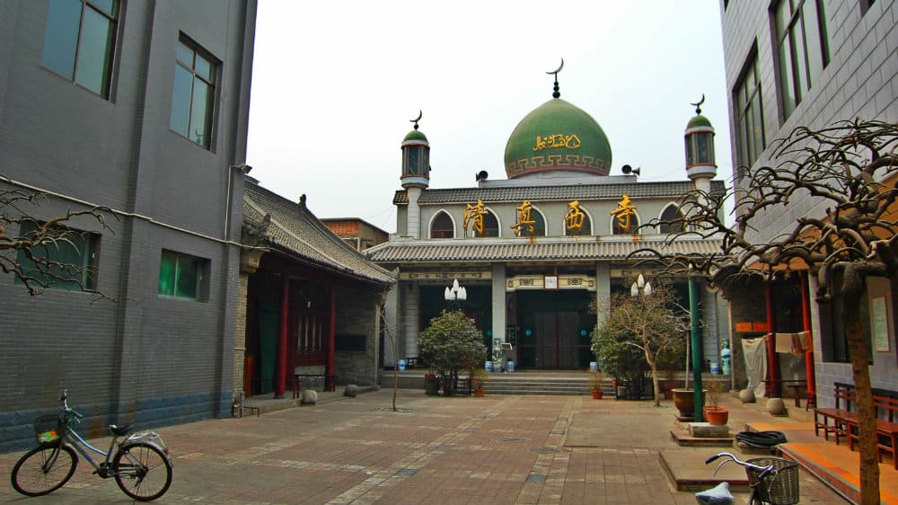 Mezquita pequeña en el barrio musulmán