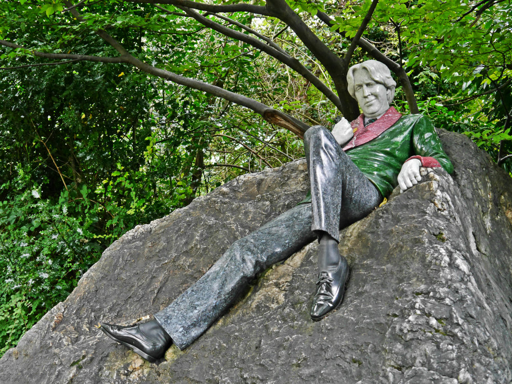 Monumento a Oscar WIlde en Merrion Square Park