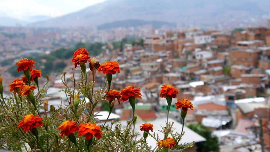 Vista desde la Comuna 13, una de las atracciones de Medellín