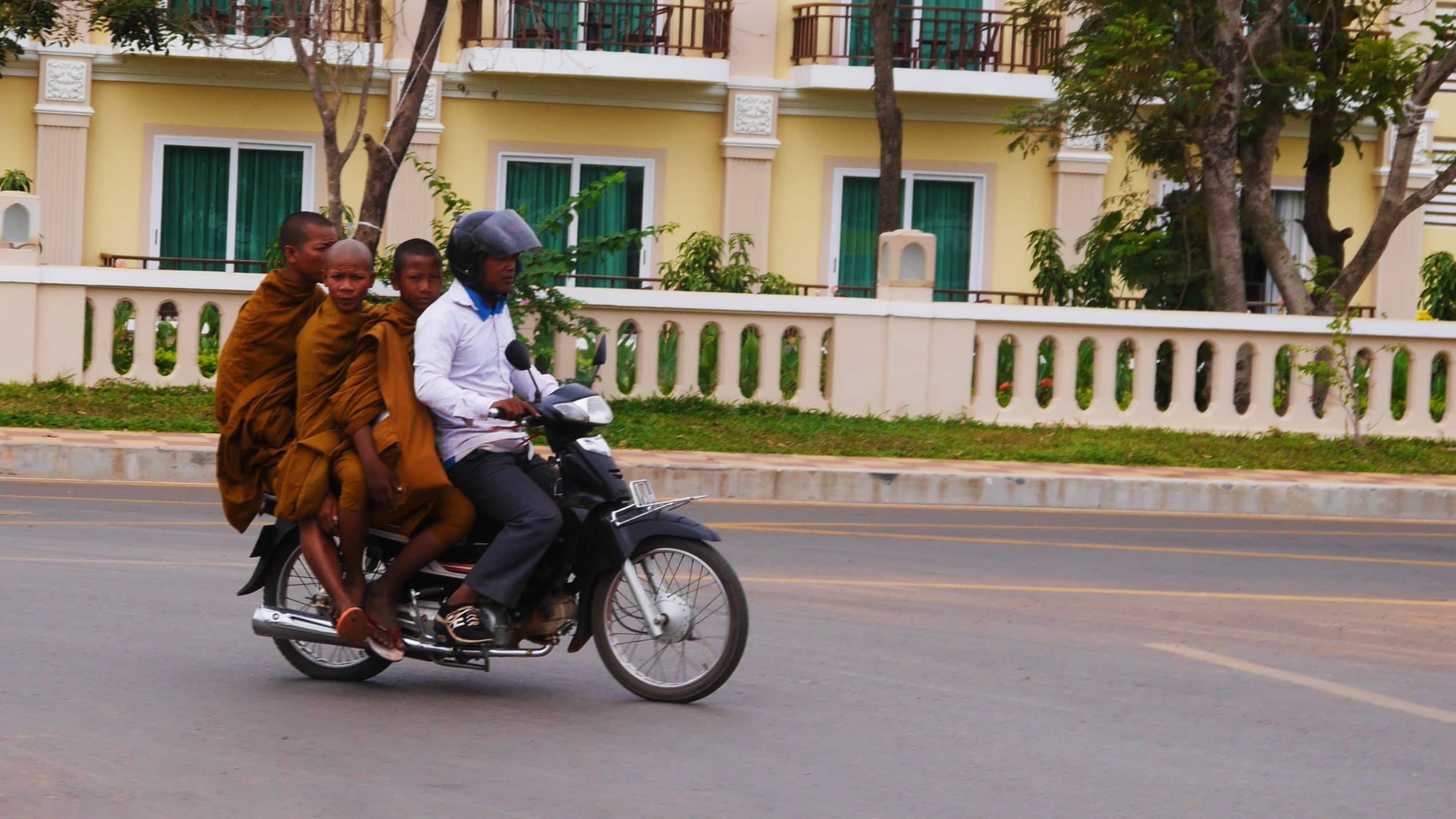 Moverse en Camboya en moto