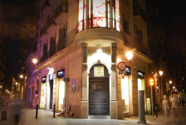 Dónde alojarse en Barcelona para vida nocturna