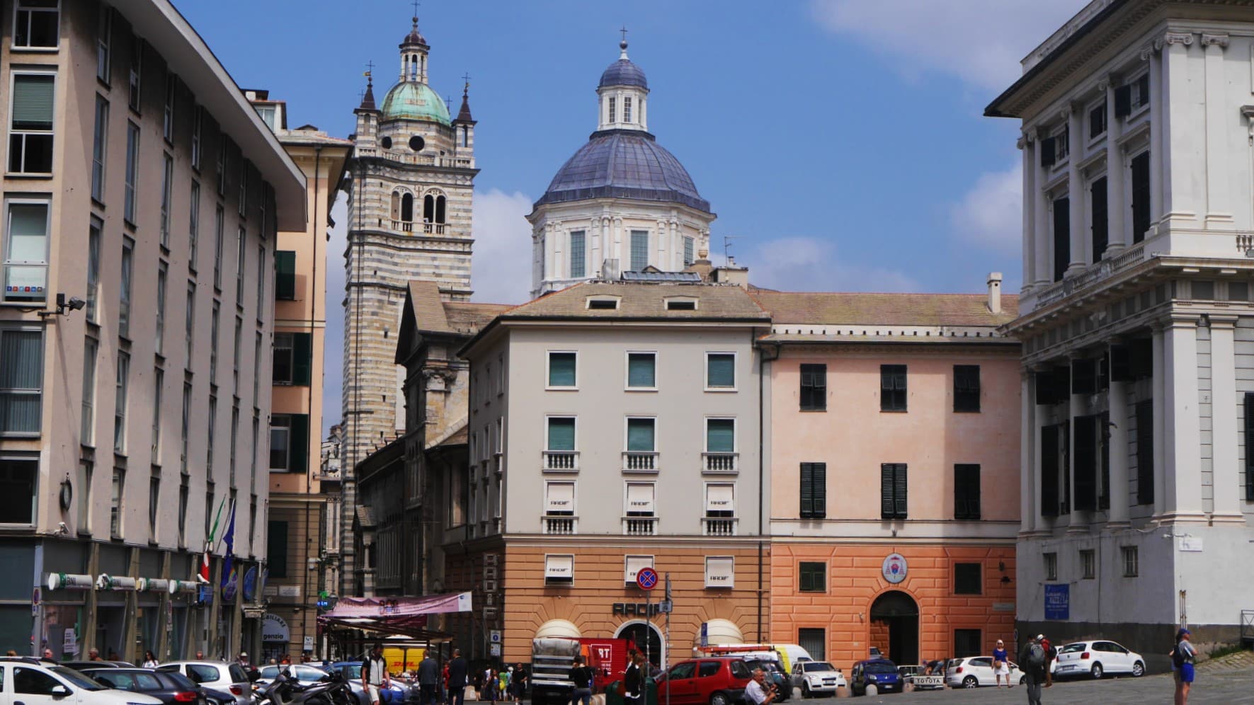 Imperdibles de Génova - Piazza Matteotti y Catedral