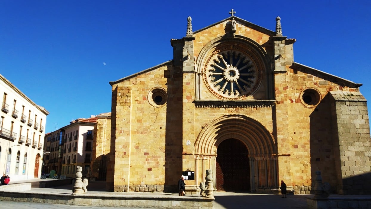 Visitar Ávila - Iglesia de San Pedro Apóstol