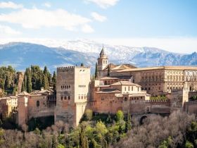 5 barrios para no perderse en Granada