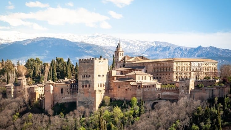 5 barrios para no perderse en Granada