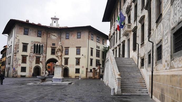 13 Sitios que visitar en Pisa - Piazza dei Cavalieri