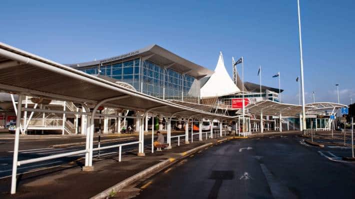 Aeropuerto Internacional de Auckland - Cómo llegar, cómo moverse y transporte en Auckland