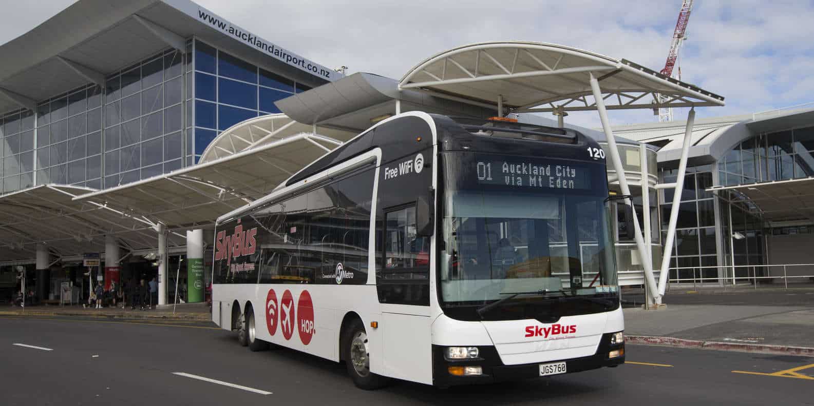 Llegar del aeropuerto de auckland al CBD con transporte público - Skybus
