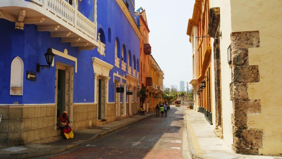 Route through the Caribbean region of Colombia - Cartagena de Indias