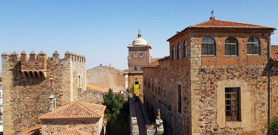 Cáceres - The monumental city of Extremadura
