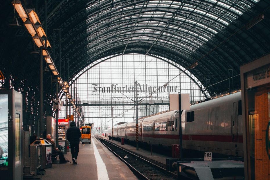 La estación principal de trenes de Frankfurt fue la más grande del mundo en el momento de su inauguración