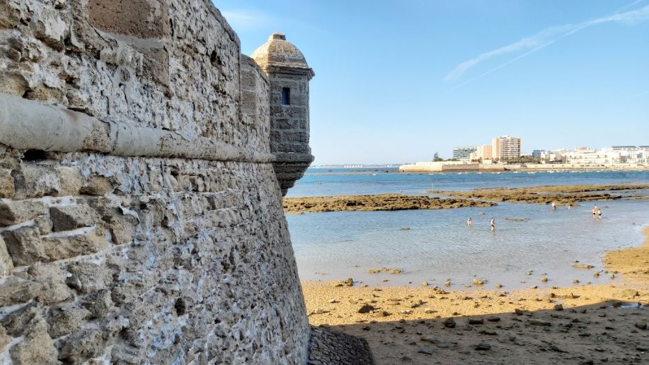 Atracciones históricas de Cádiz - Castillo de San Sebastián