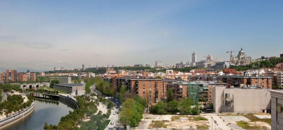 Views of the center of Madrid from the NH Madrid Ribera del Manzanares