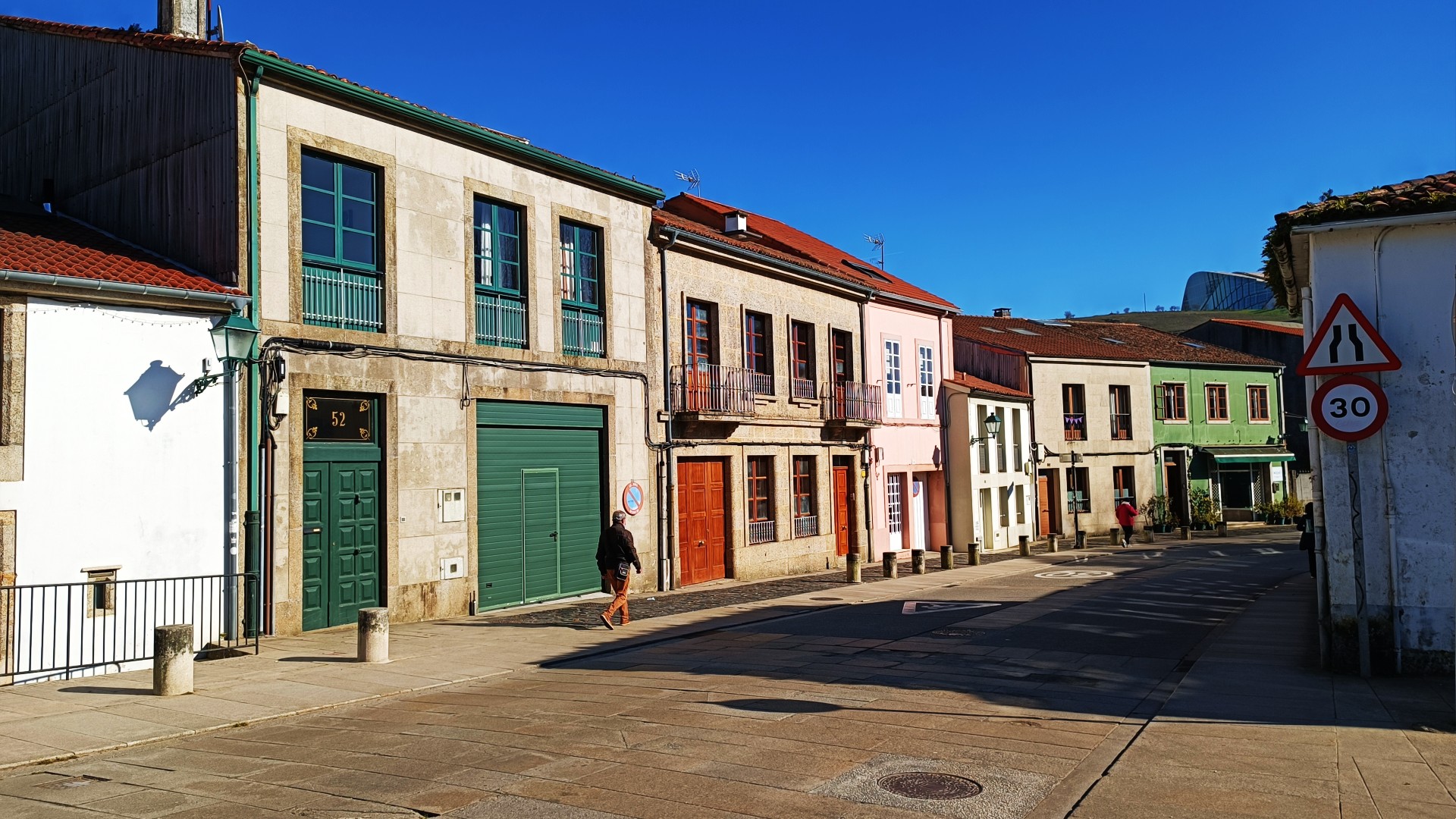 Ubicado entre la vía del tren y la Ciudad de la Cultura de Galicia, O Castiñeiriño es una zona encantadora de Santiago de Compostela