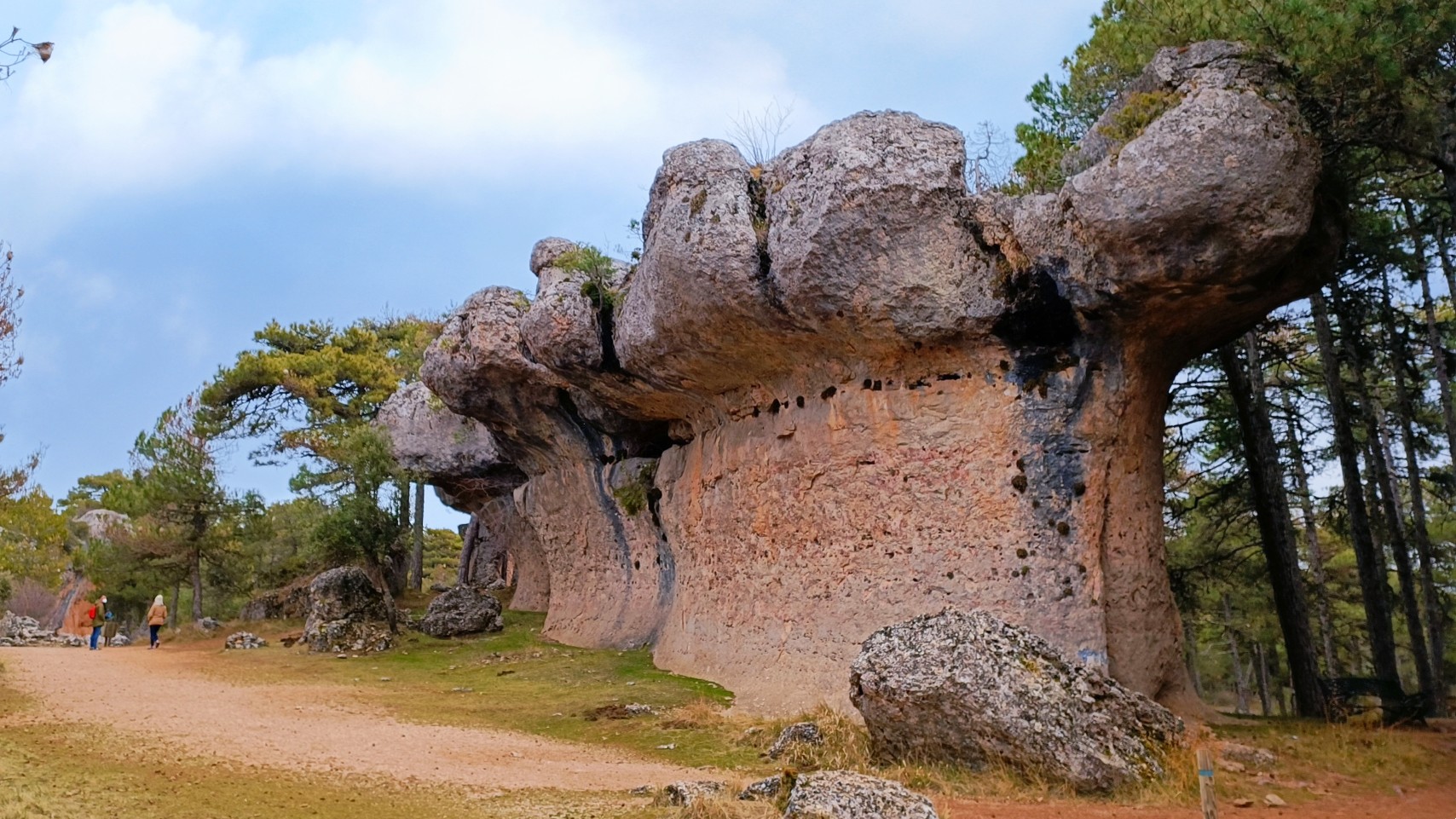 La Ciudad Encantada es uno de los atractivos naturales más impresionantes de la provincia de Cuenca