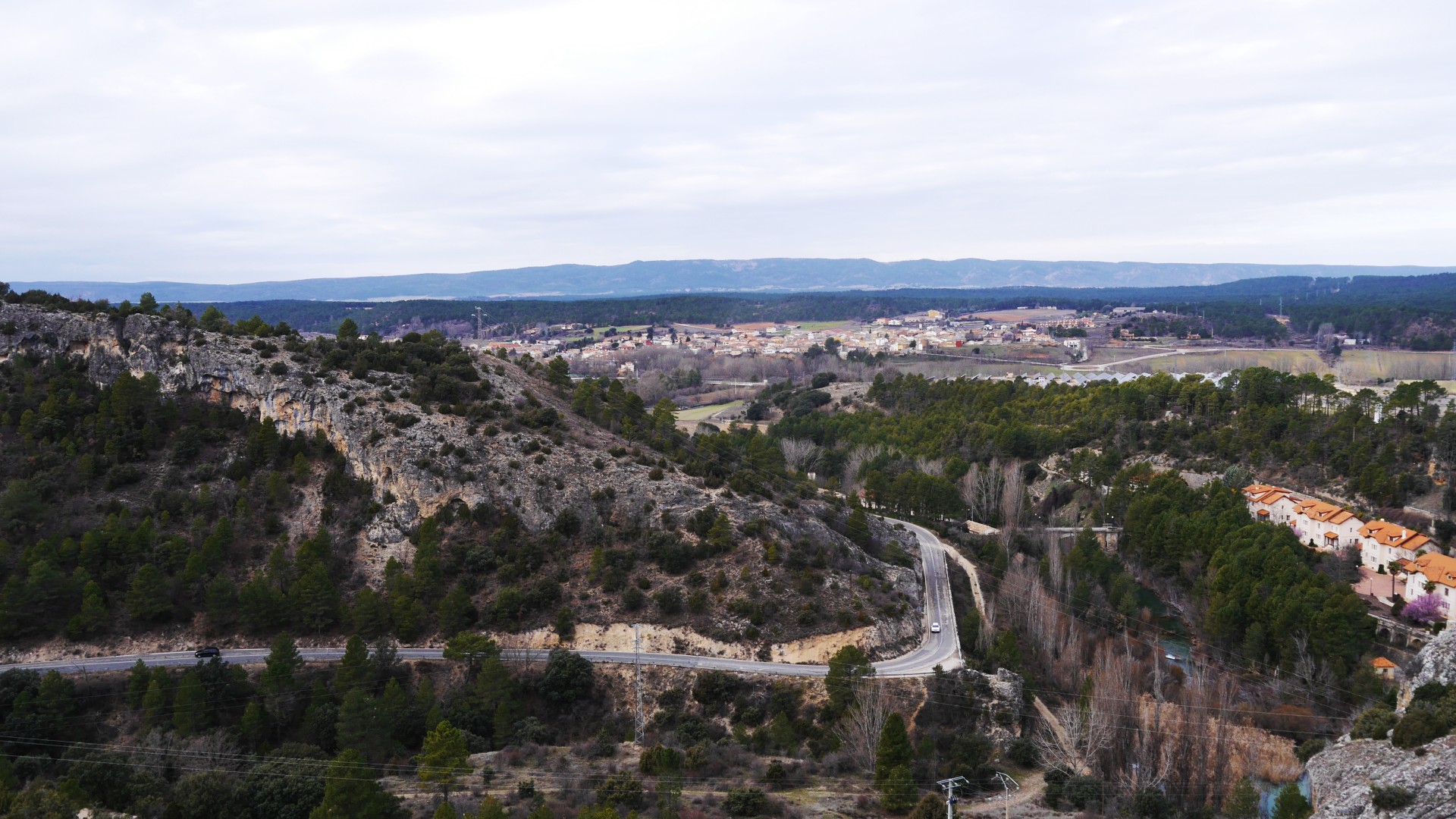 Villalba de la Sierra desde el mirador del Ventano del Diablo