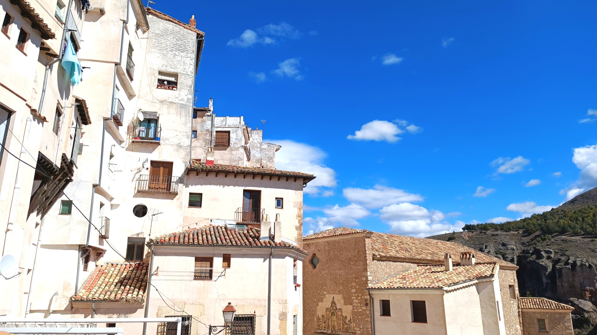 Vistas desde el mirador de los rascacielos de Cuenca