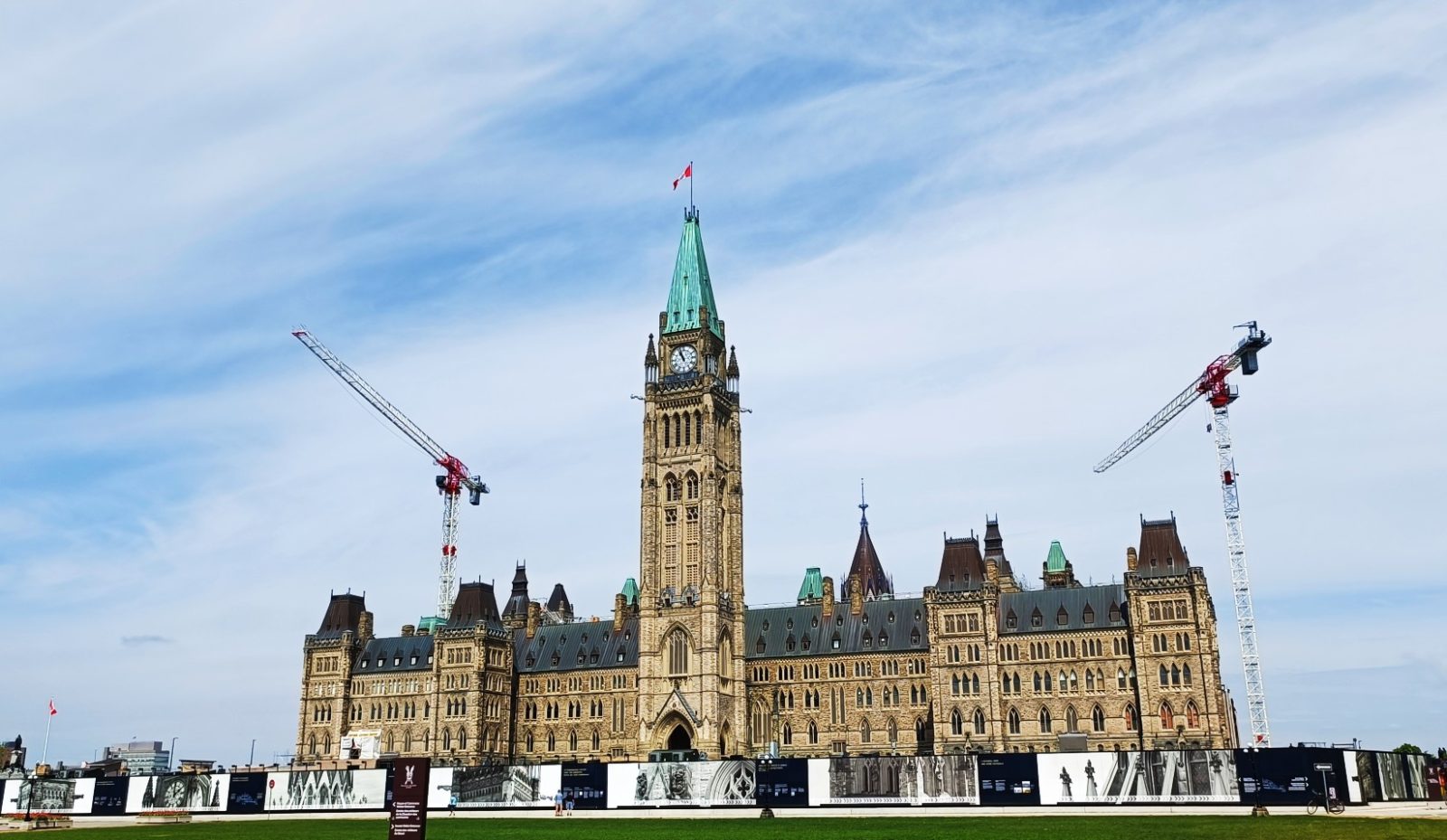 Edificio del Parlamento del Canadá en Parliament Hill, Ottawa, Ontario