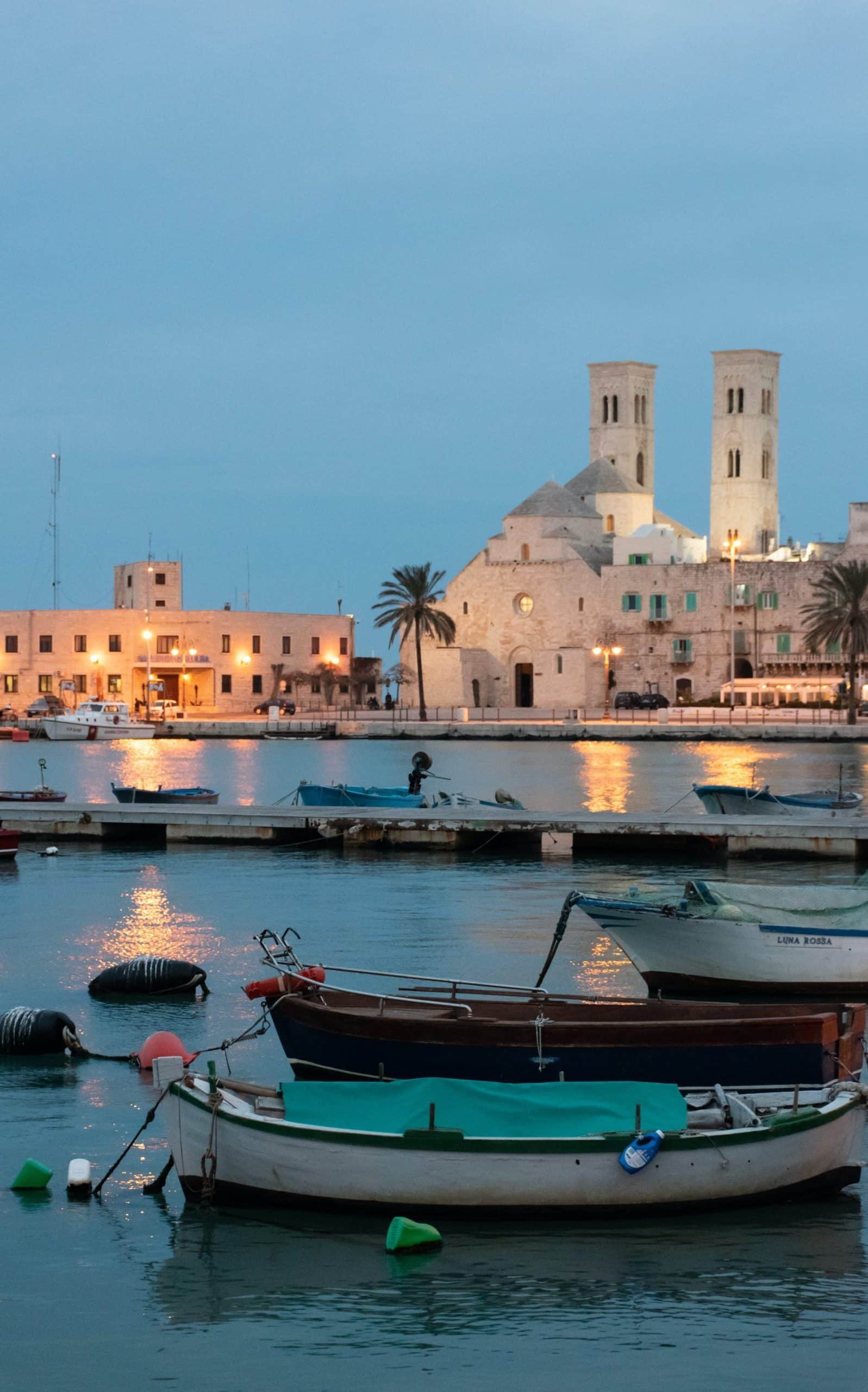 Bari, la capital de la Puglia, es uno de las ciudades menos conocidas de Italia