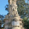 Monumento a Rosalía de Castro en el Parque de la Alameda