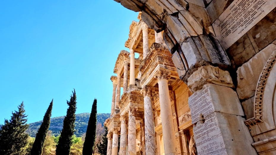 Visitar Éfeso: Qué ver, cómo llegar y dónde dormir