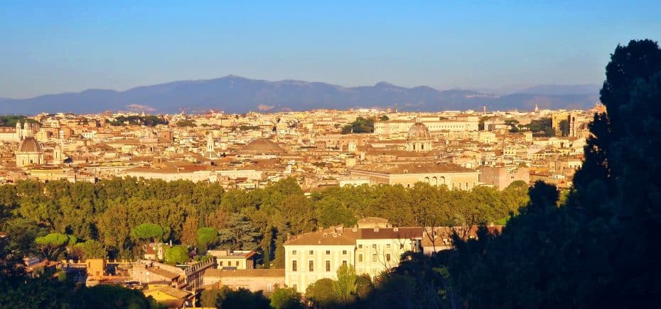 Vistas de Roma desde el mirador panorámico del monte Gianicolo