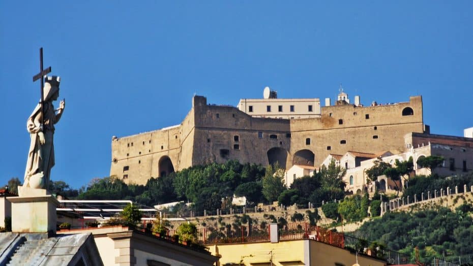 Castel Sant'Elmo de Nápoles