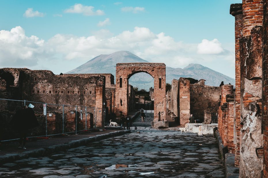 Si tienes más de un día en la ciudad, un consejo para visitar Nápoles es ir a las ruinas de Pompeya