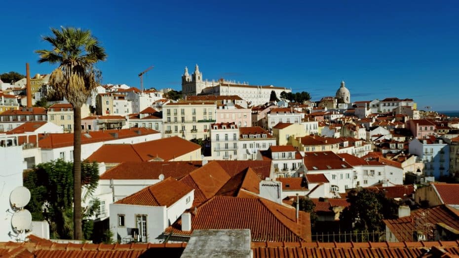 Vista desde el mirador de Portas do Sol, Lisboa