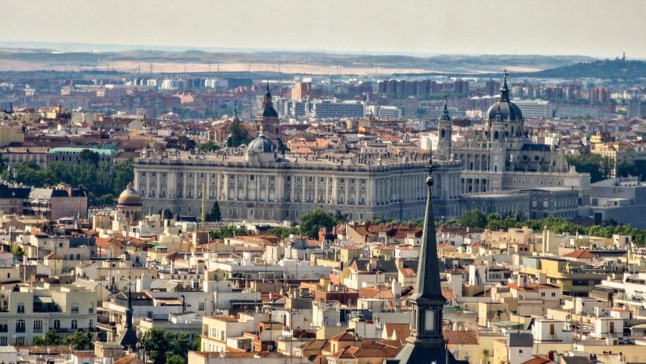 Palacio Real de Madrid visto desde el Faro de Moncloa