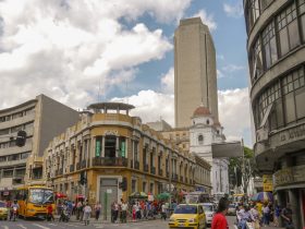 Qué ver y qué hacer centro de Medellín: Guía definitiva