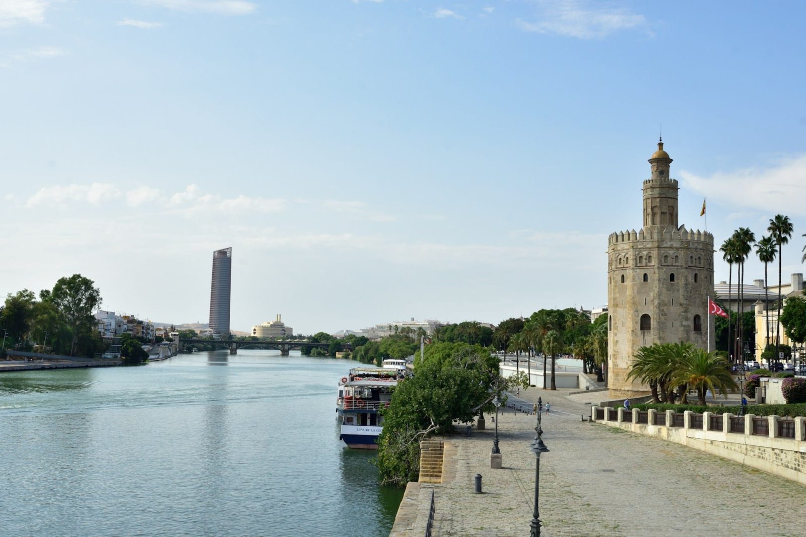 Torre del Oro de Sevilla: Visita, curiosidades e historia